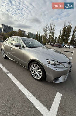 Седан Lexus IS 2013 в Киеве