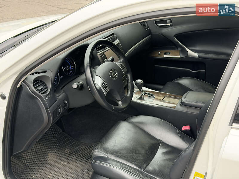 Седан Lexus IS 2012 в Белой Церкви