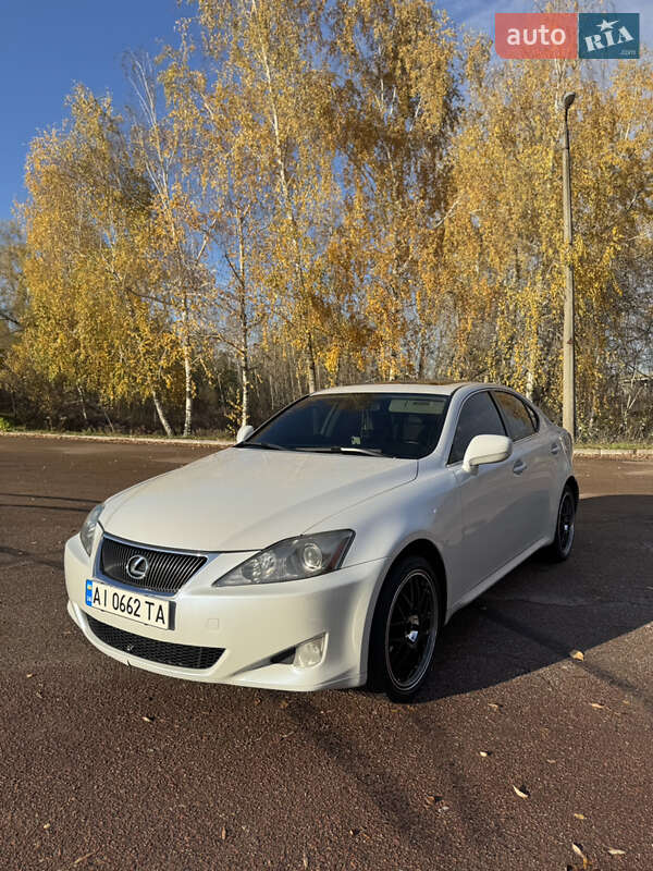 Седан Lexus IS 2006 в Борисполе