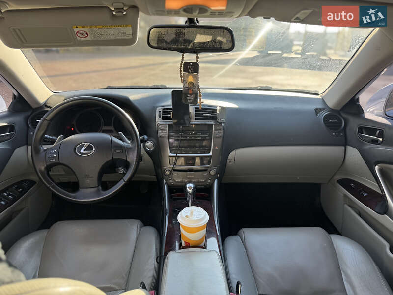 Седан Lexus IS 2006 в Борисполе