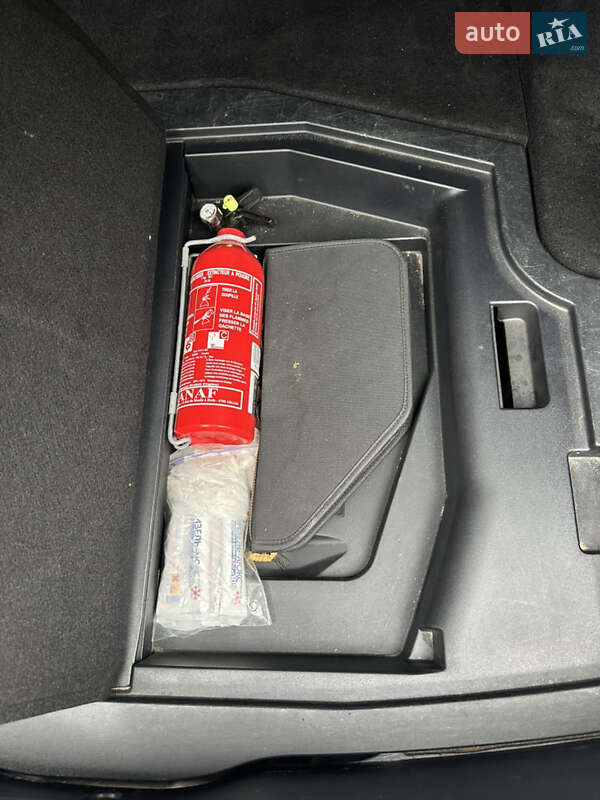 Седан Lexus IS 2007 в Львові