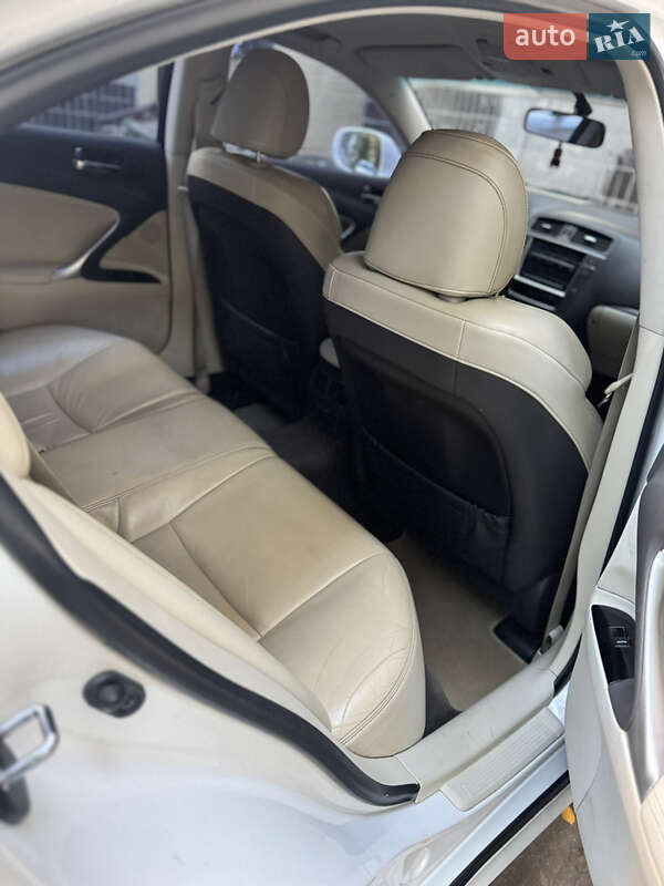 Седан Lexus IS 2011 в Одессе фото 10 Седан Lexus IS 2011 в Одессе
