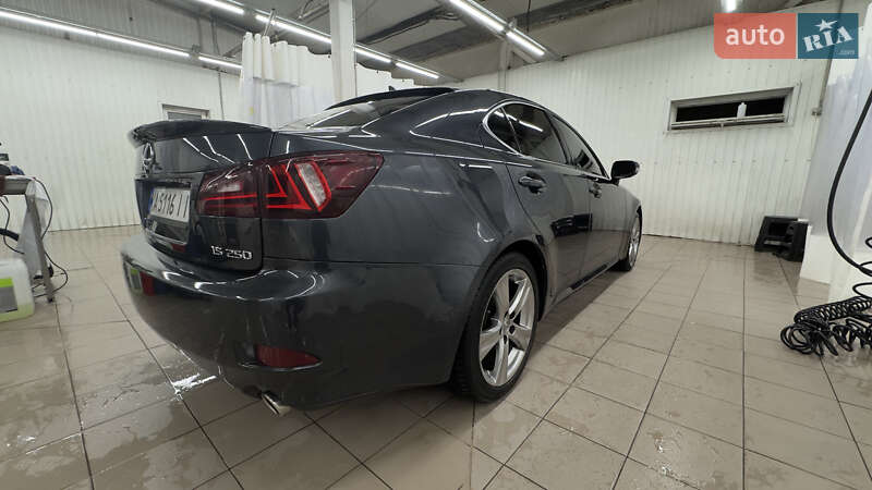 Седан Lexus IS 2011 в Киеве фото 6 Седан Lexus IS 2011 в Киеве