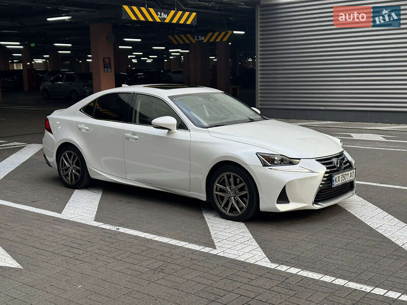 Седан Lexus IS 2017 в Києві фото 7 Седан Lexus IS 2017 в Києві