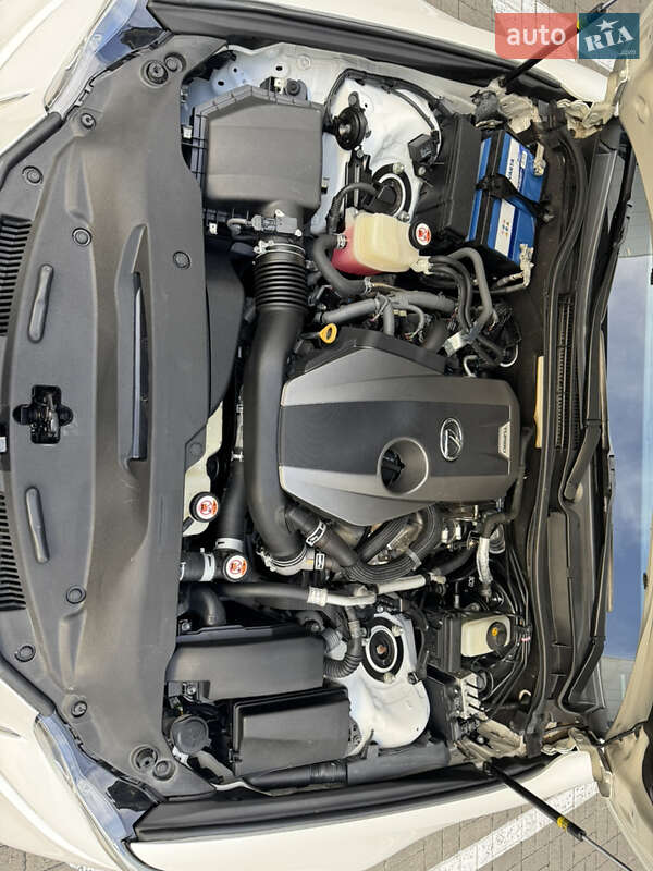 Седан Lexus IS 2017 в Києві фото 27 Седан Lexus IS 2017 в Києві