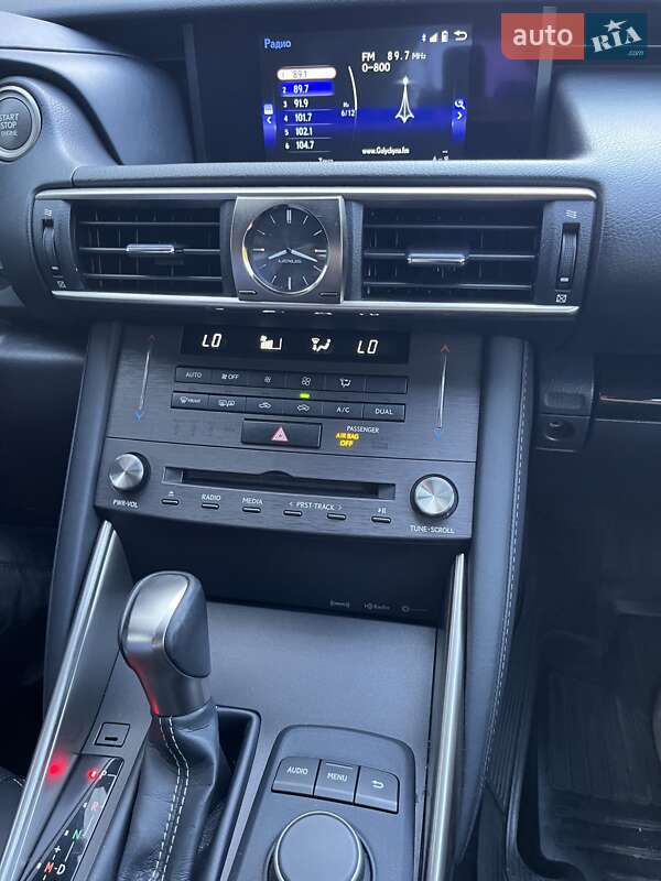 Седан Lexus IS 2020 в Львові фото 18 Седан Lexus IS 2020 в Львові