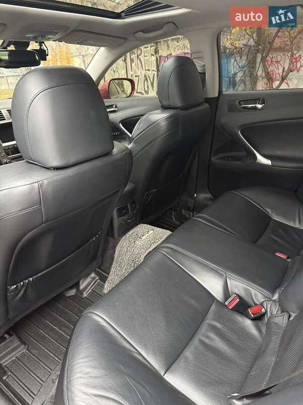 Седан Lexus IS 2008 в Киеве