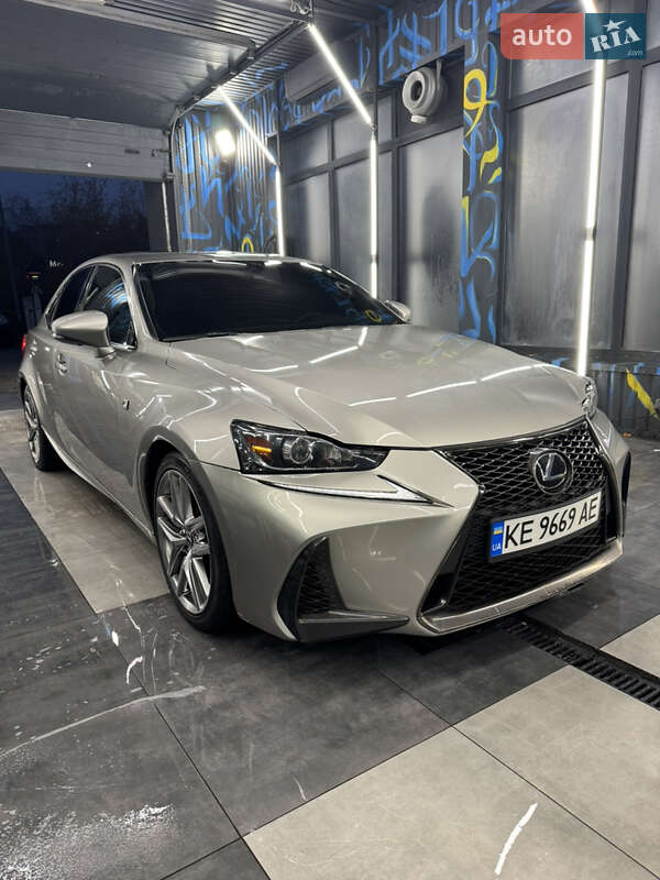 Седан Lexus IS 2016 в Днепре