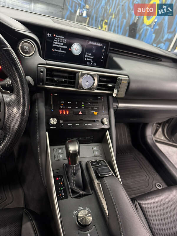 Седан Lexus IS 2016 в Днепре