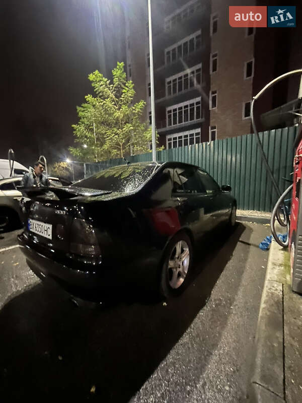 Седан Lexus IS 1999 в Киеве