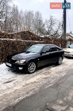 Седан Lexus IS 1999 в Києві