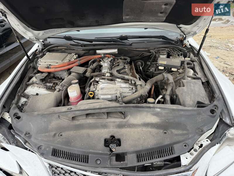 Седан Lexus IS 2013 в Киеве фото 8 Седан Lexus IS 2013 в Киеве