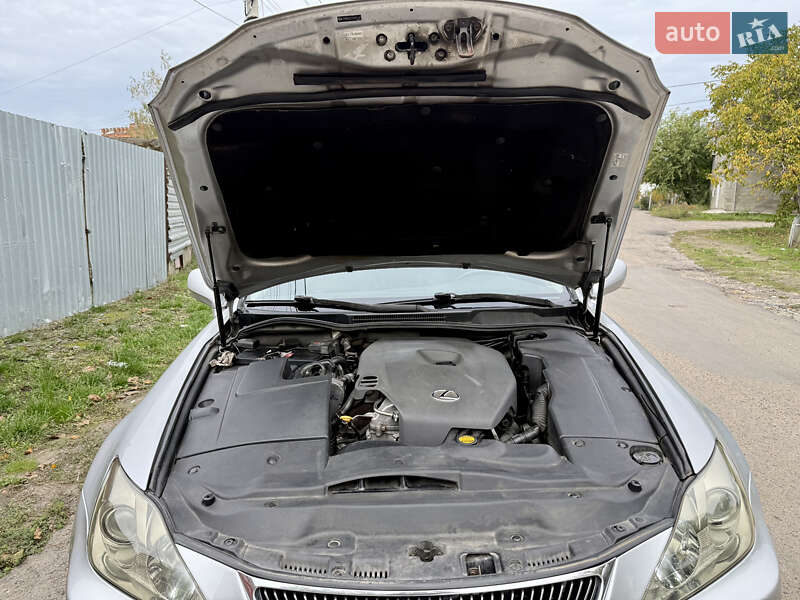 Седан Lexus IS 2005 в Одессе