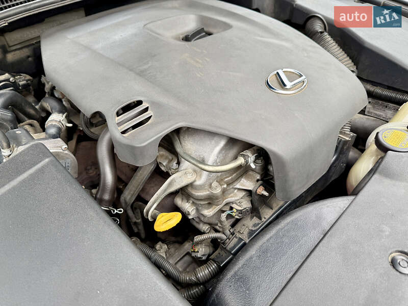 Седан Lexus IS 2005 в Одессе