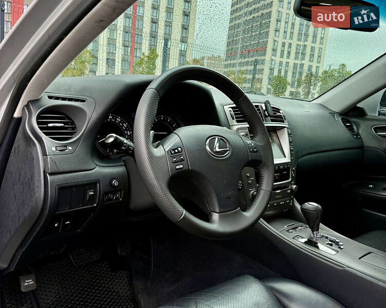 Седан Lexus IS 2007 в Києві фото 17 Седан Lexus IS 2007 в Києві
