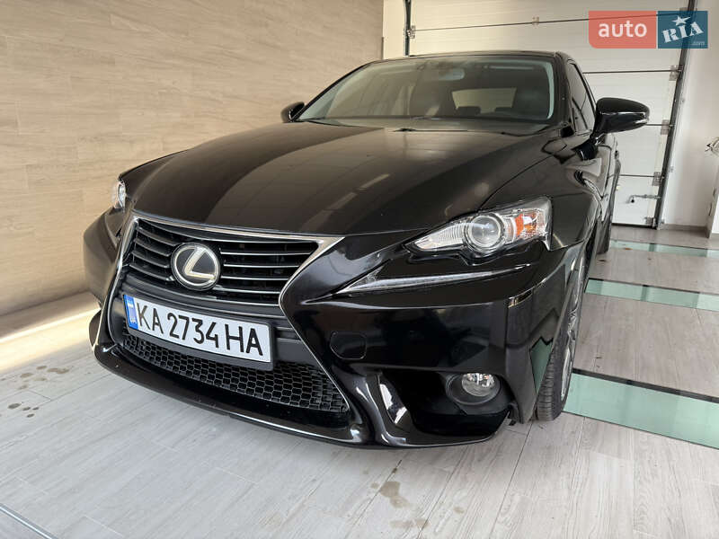 Седан Lexus IS 2013 в Миколаєві