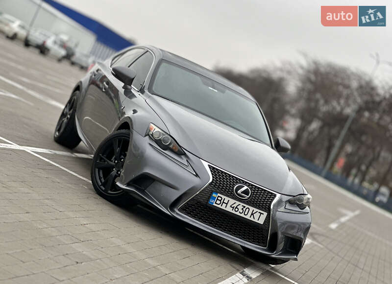 Седан Lexus IS 2013 в Одесі