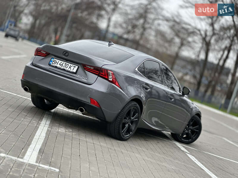 Седан Lexus IS 2013 в Одесі