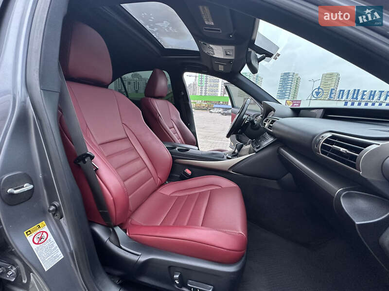 Седан Lexus IS 2013 в Одесі