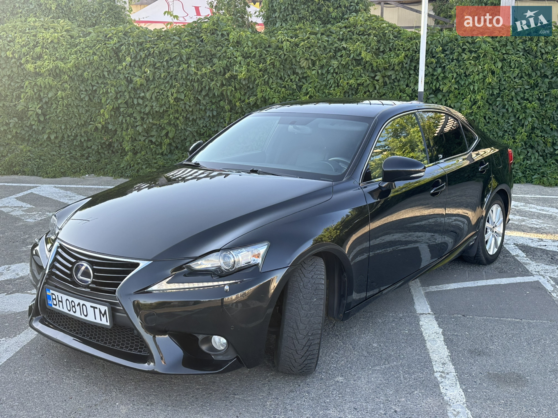 2014 Lexus IS - мініатюра 3