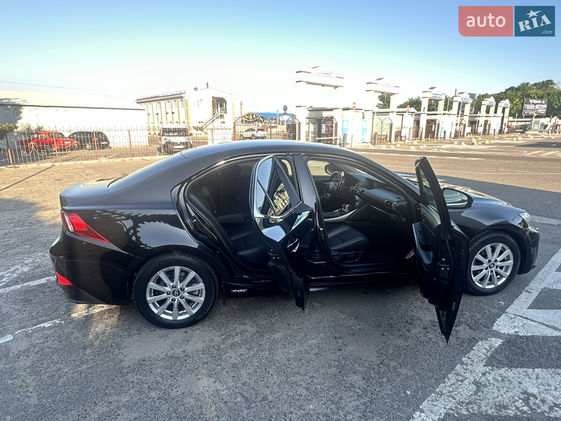 2014 Lexus IS - мініатюра 14