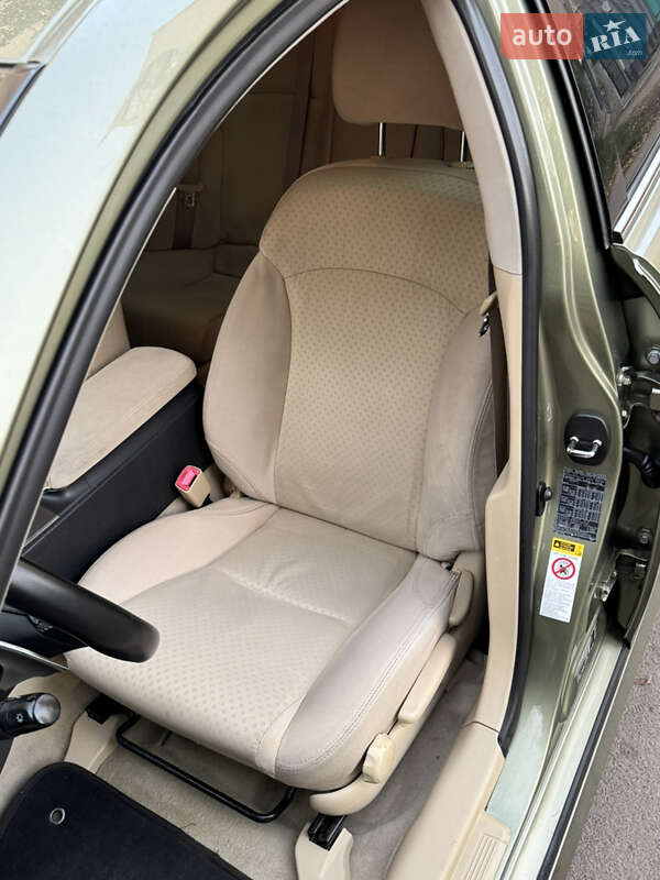 Седан Lexus IS 2006 в Днепре