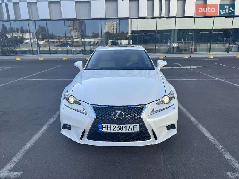 Седан Lexus IS 2013 в Одесі