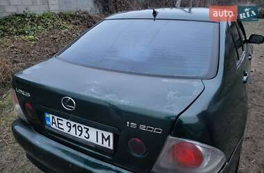 Седан Lexus IS 1999 в Каменском