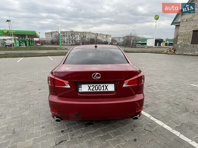 Седан Lexus IS 2013 в Вознесенську