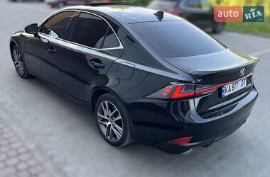 Седан Lexus IS 2020 в Львове