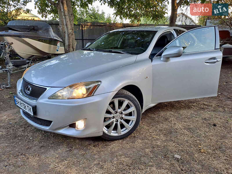 Седан Lexus IS 2005 в Одессе
