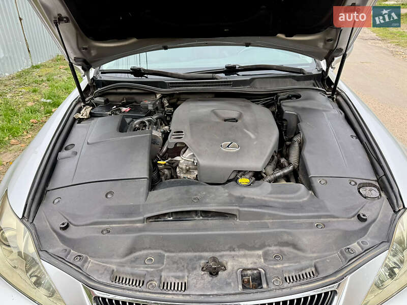 Седан Lexus IS 2005 в Одессе