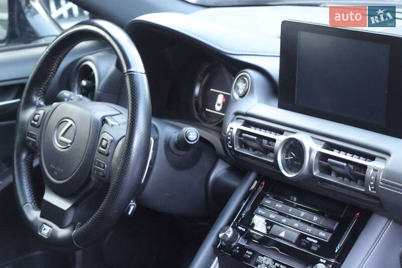 Седан Lexus IS 2021 в Одессе
