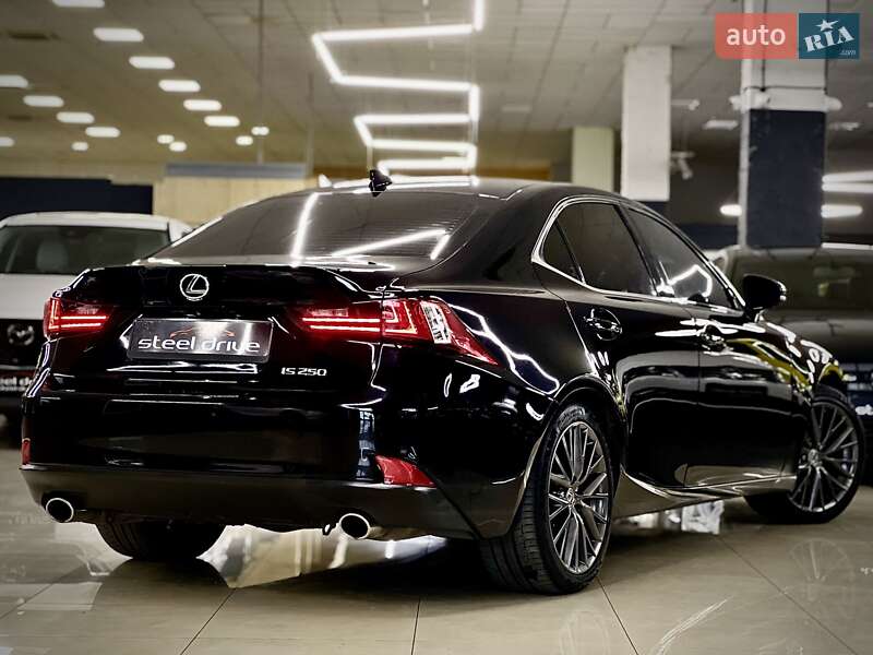 Седан Lexus IS 2013 в Миколаєві