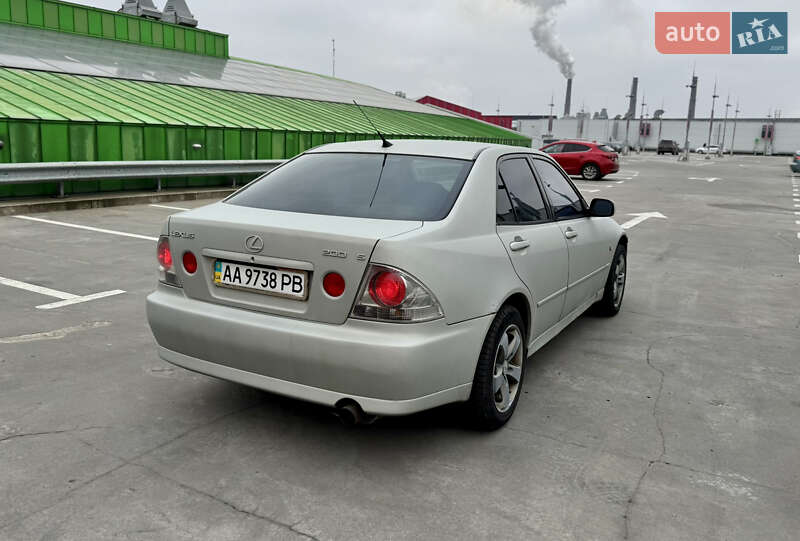 Lexus IS 2000 Lexus IS 2000