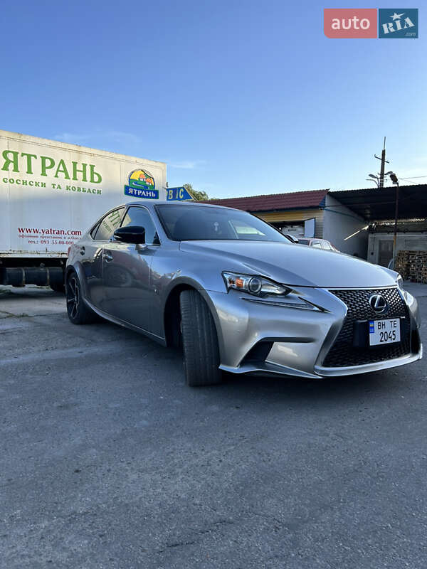 Седан Lexus IS 2014 в Одессе фото 4 Седан Lexus IS 2014 в Одессе
