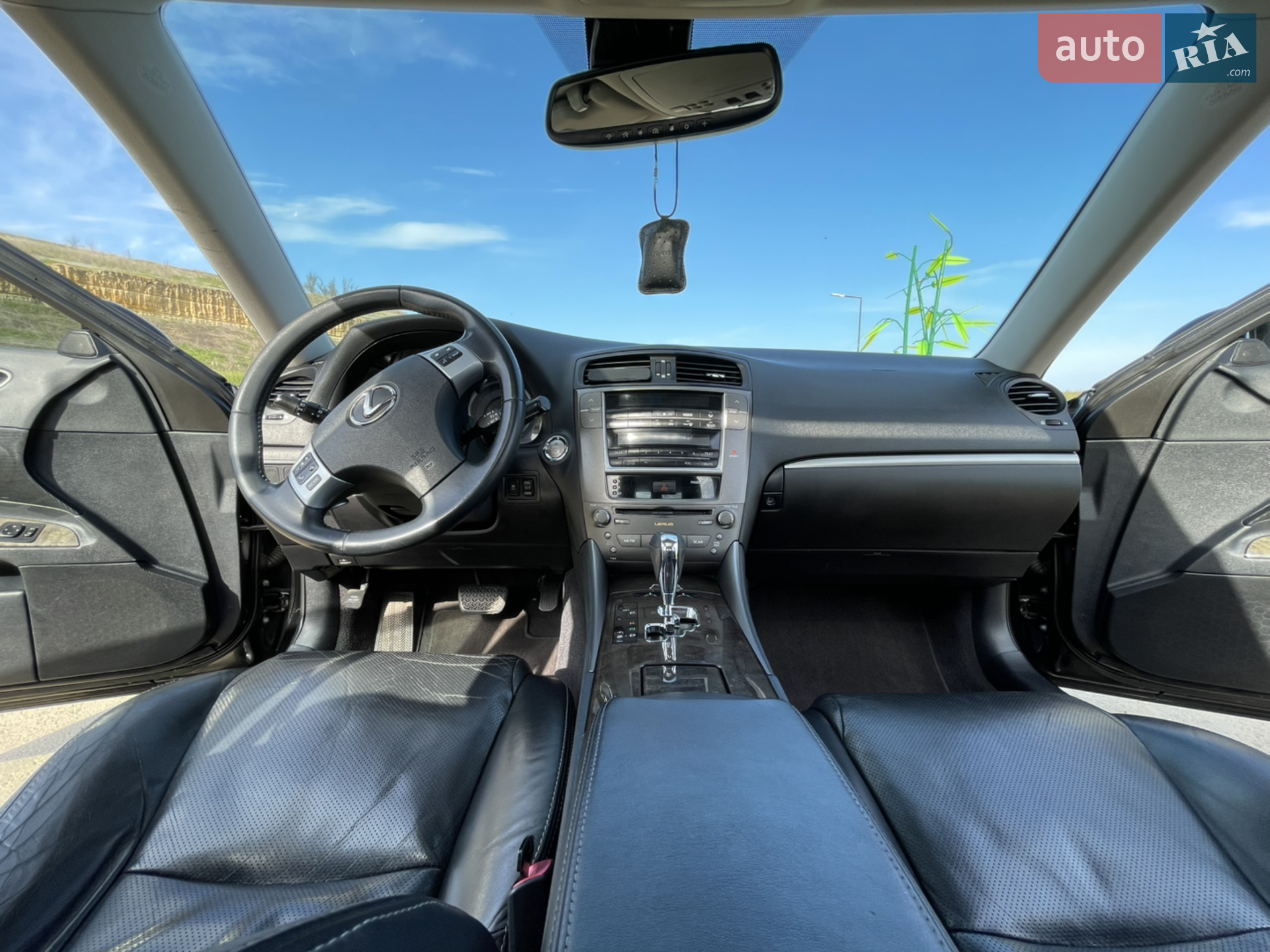 2010 Lexus IS - мініатюра 10