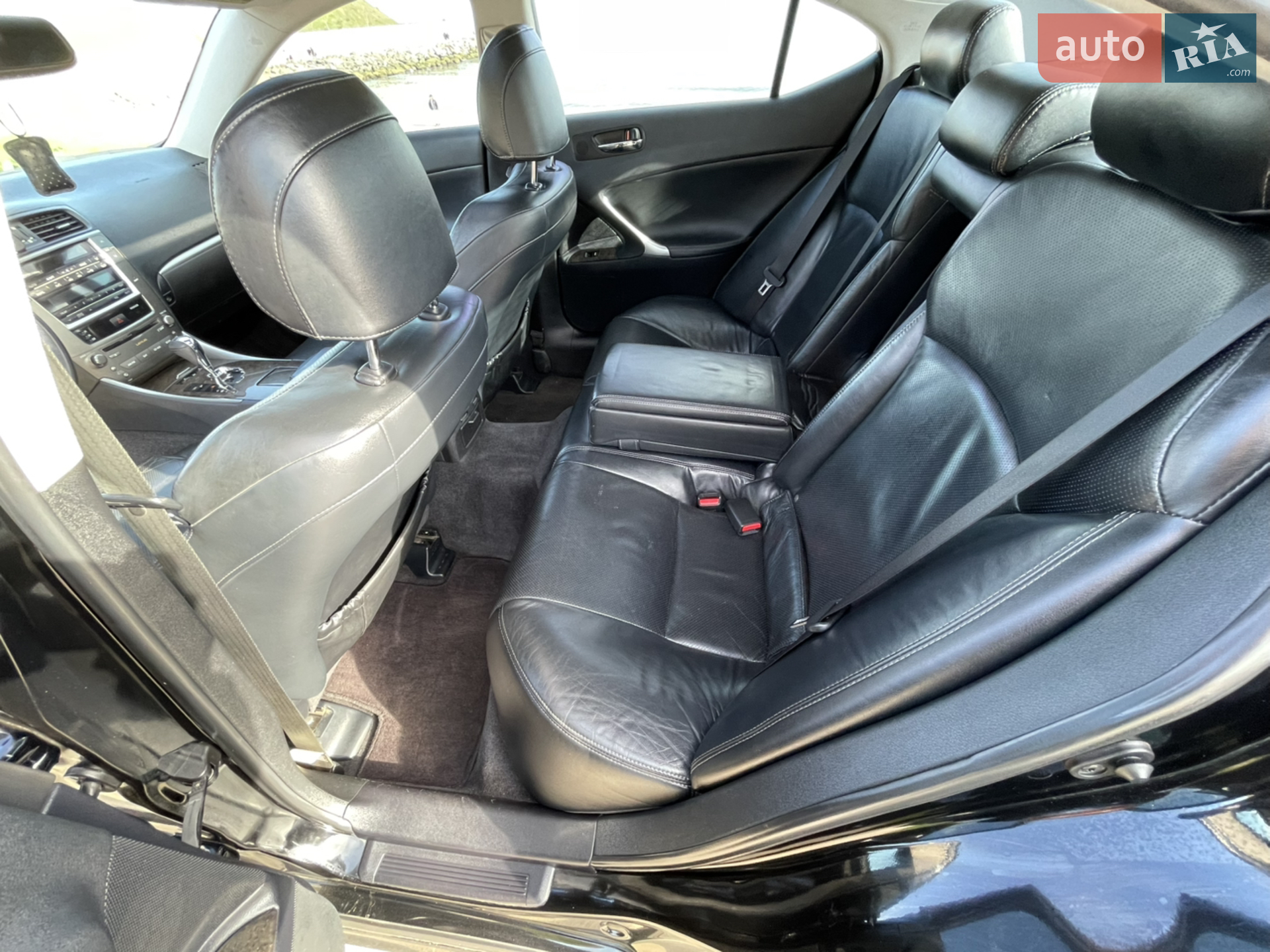 2010 Lexus IS - мініатюра 12