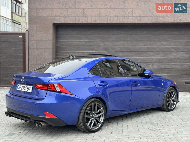 Седан Lexus IS 2014 в Миколаєві