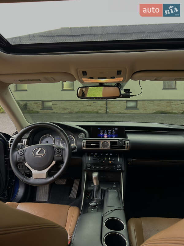 Седан Lexus IS 2014 в Львове фото 38 Седан Lexus IS 2014 в Львове