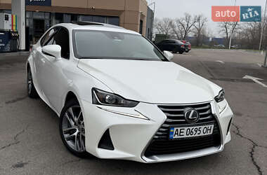 Седан Lexus IS 2018 в Днепре