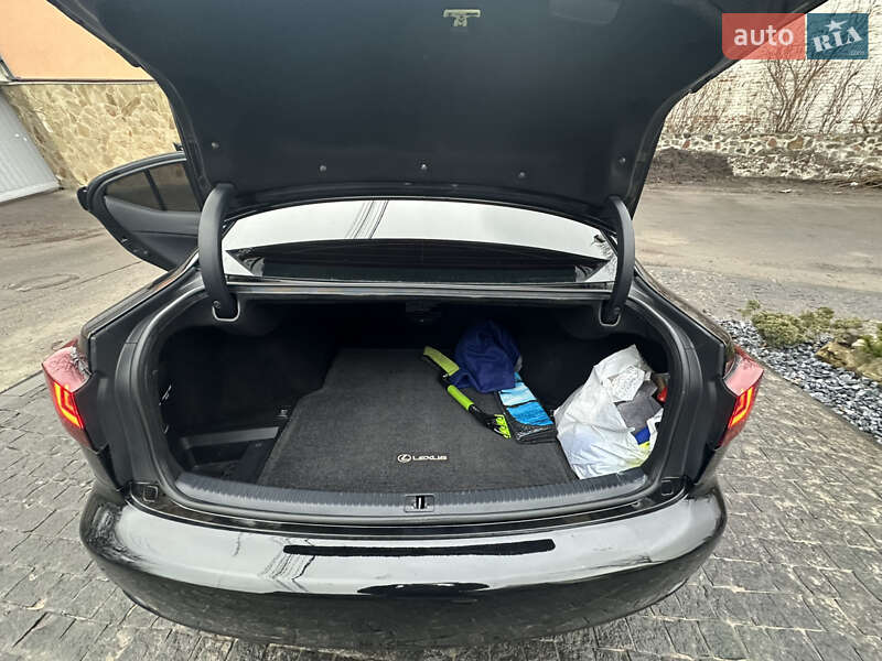 Седан Lexus IS 2008 в Киеве фото 60 Седан Lexus IS 2008 в Киеве