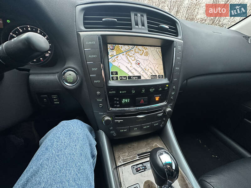 Седан Lexus IS 2008 в Киеве фото 63 Седан Lexus IS 2008 в Киеве