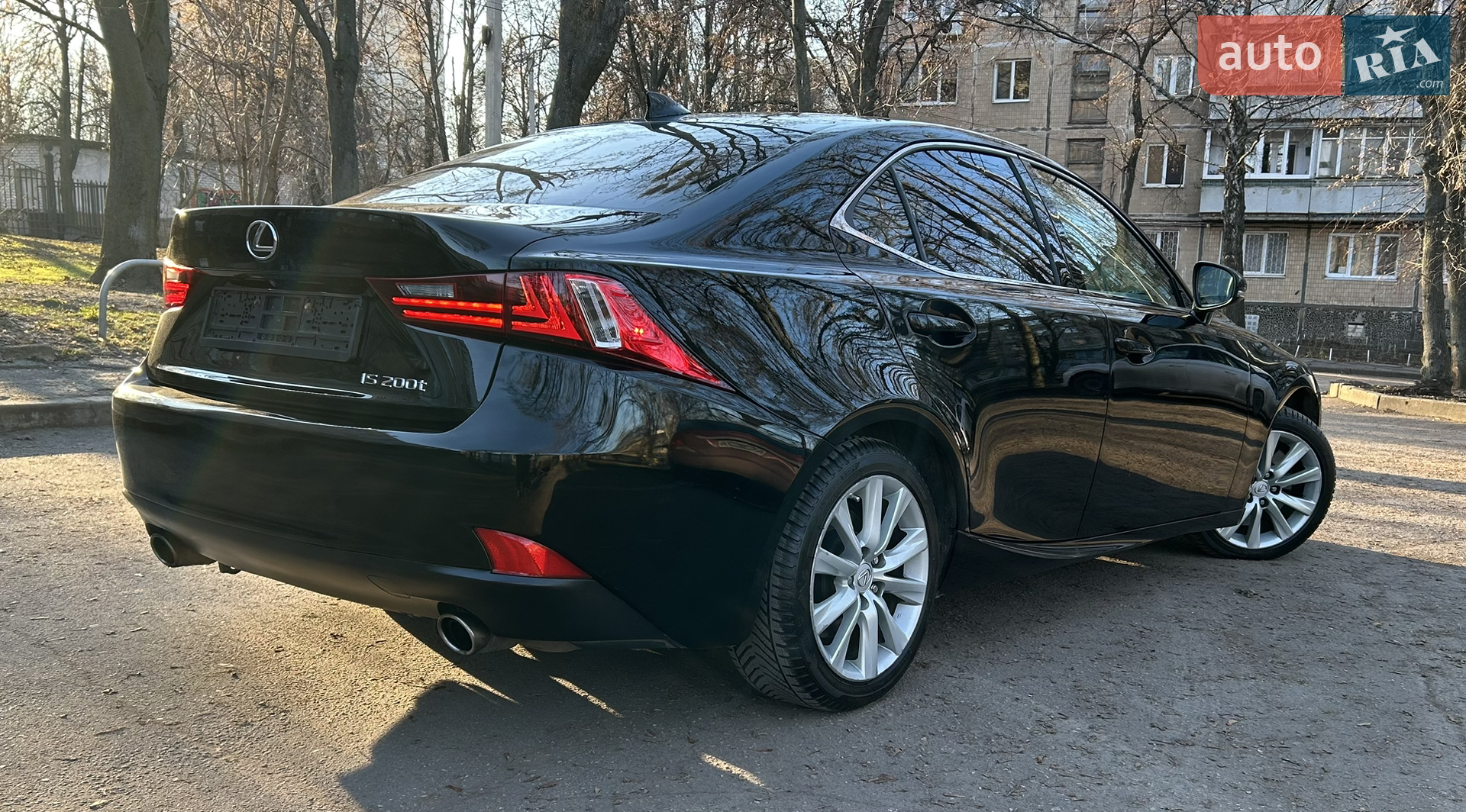 2015 Lexus IS - мініатюра 5