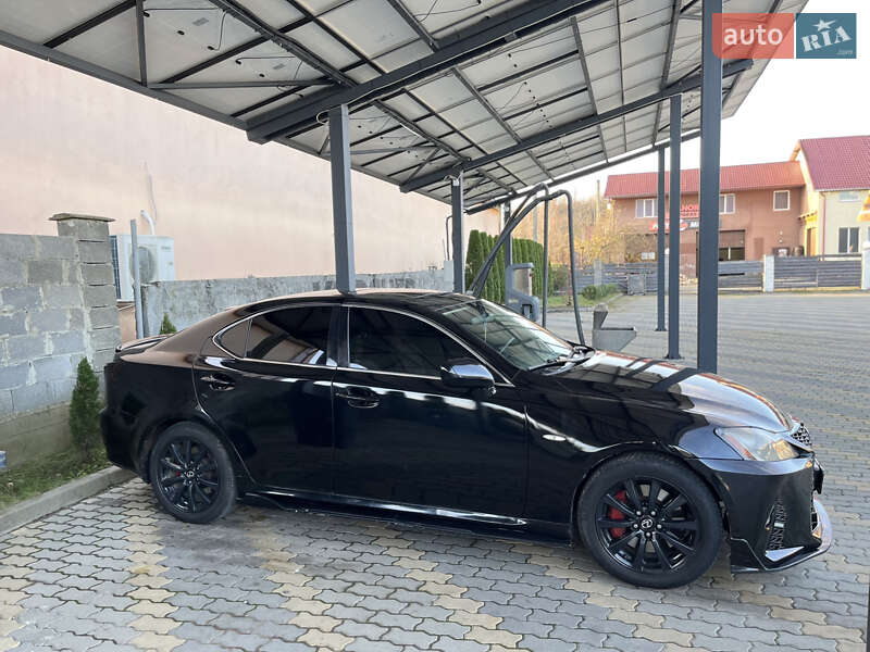 Седан Lexus IS 2007 в Иршаве