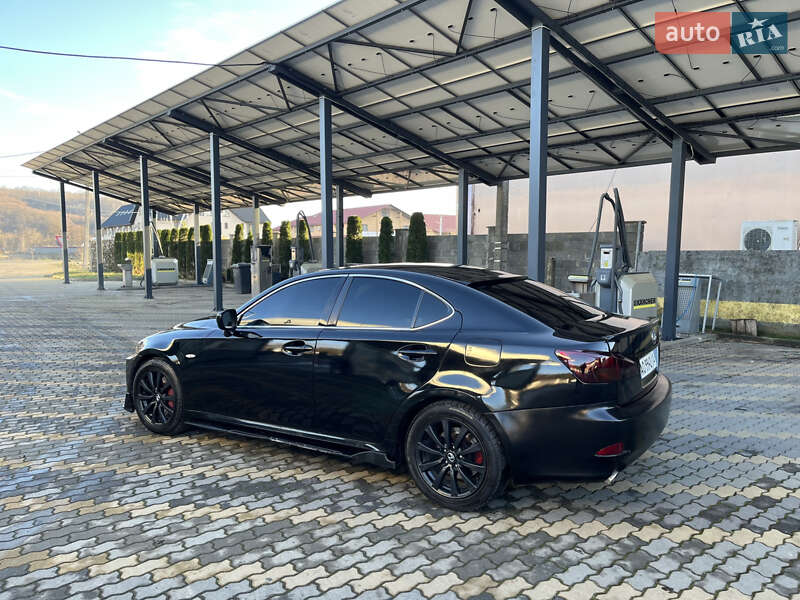 Седан Lexus IS 2007 в Иршаве