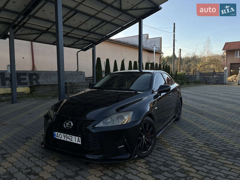 Седан Lexus IS 2007 в Иршаве