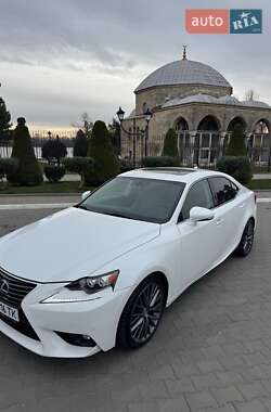 Седан Lexus IS 2014 в Измаиле