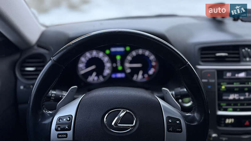 Седан Lexus IS 2013 в Івано-Франківську