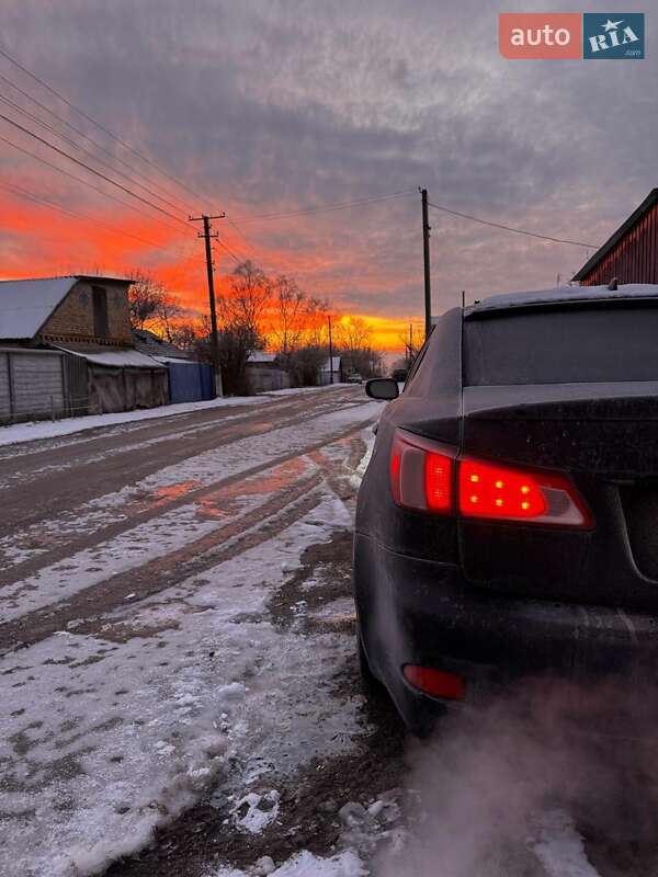 Седан Lexus IS 2011 в Києві фото 65 Седан Lexus IS 2011 в Києві